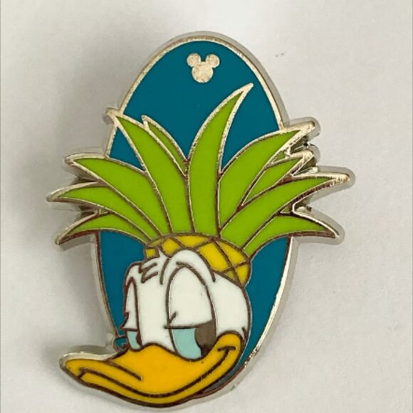 Disney Shanghai Donald Duck Enamel Trading Pin New 2017 Hidden Mickey Pineapple - Picture 2 of 8